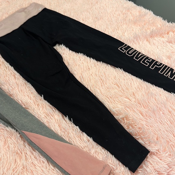 Two pair of Victoria, secrets size, small yoga, stretch pants - Picture 5 of 9